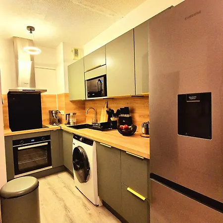 Daire Chartrons Bordeaux Centre - Appartement Cosy Avec Grande Terrasse & Parking Prive *